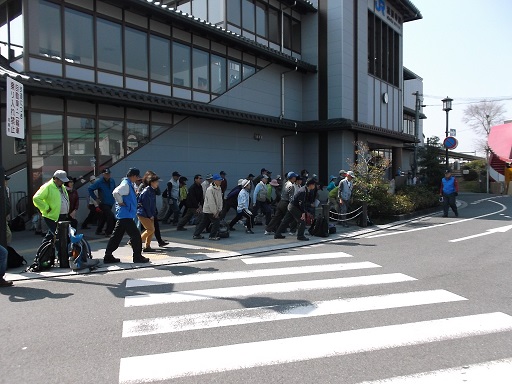 003-25.jpg