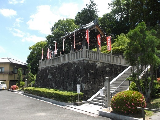 022-520.jpg