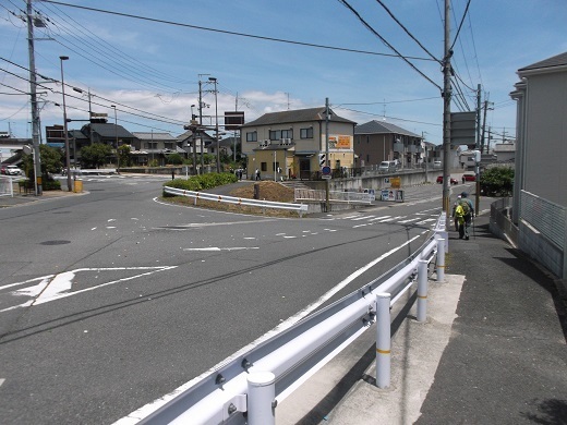 035-520.jpg